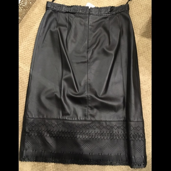 Escada Black Lamb Leather Skirt Size 44 - Picture 2 of 6